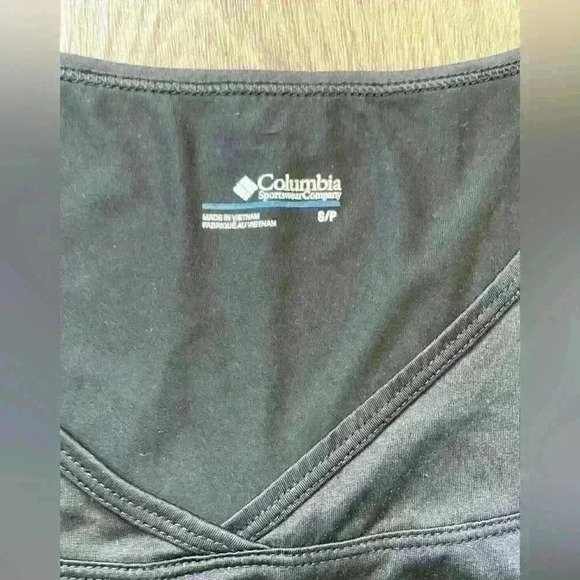 Columbia Sleeveless Tank Top, Womens size Small, Black, V-Neck - Picture 3 of 4